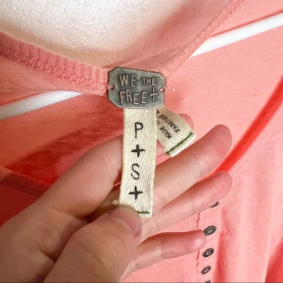 Free People Care FP Heritage Henley Rose Coral Boho Flowy Shirt Size Small - Picture 7 of 10